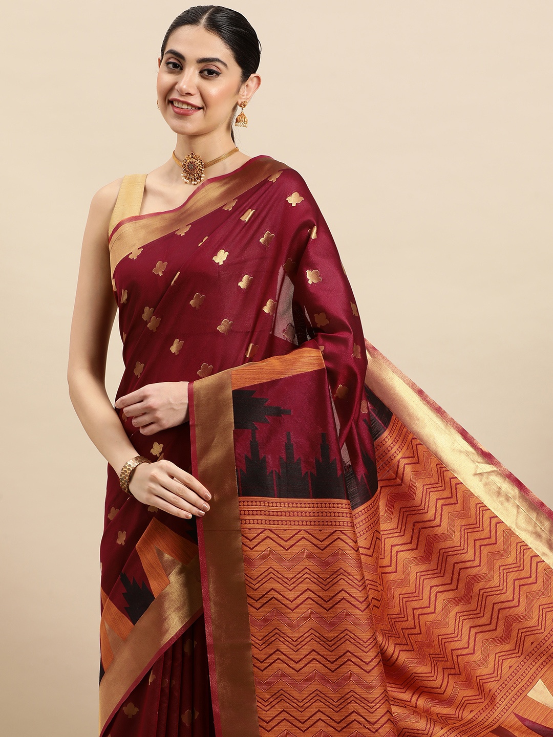 

SANGAM PRINTS Ethnic Motifs Jacquard Zari Saree, Maroon