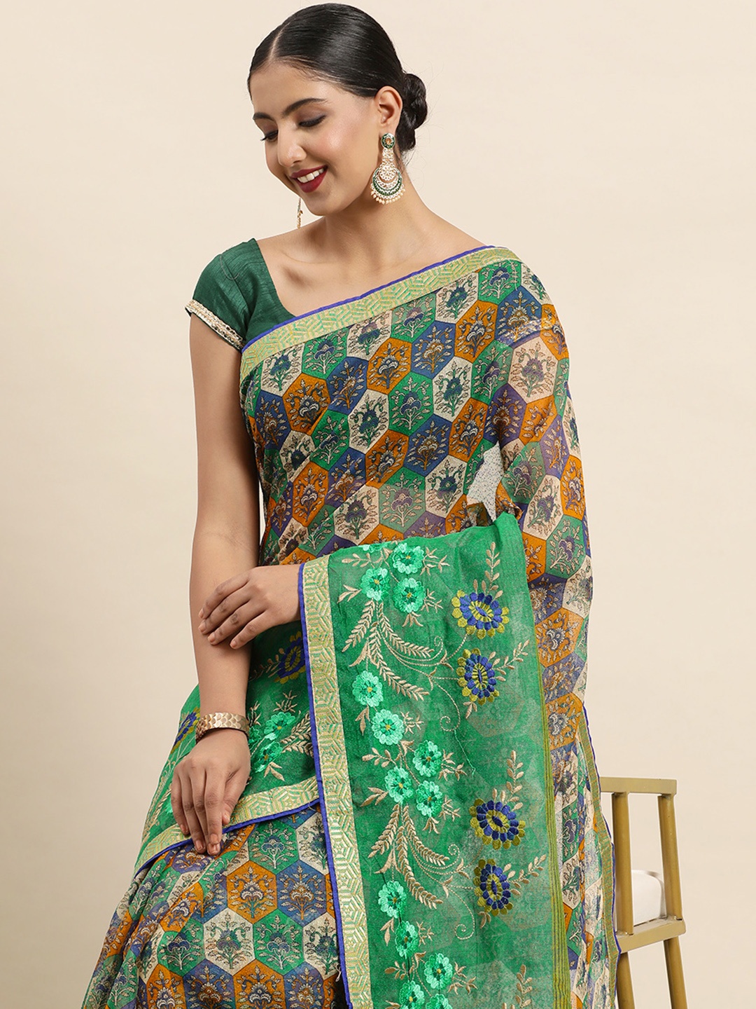 

SANGAM PRINTS Floral Embroidered Silk Blend Kota Saree, Green