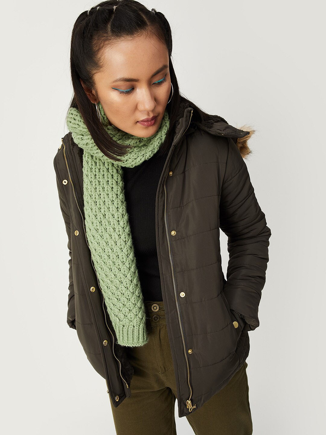 

max Women Olive Green Windcheater and Water Resistant Padded Jacket
