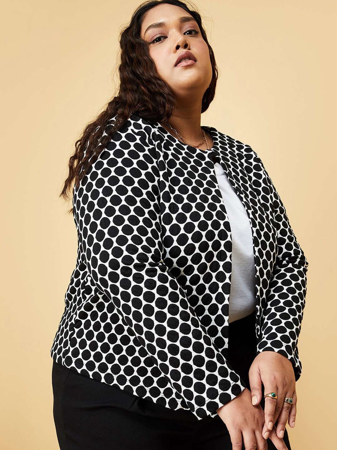 

max Women Cream-Coloured Black Geometric Cotton Tailored Jacket