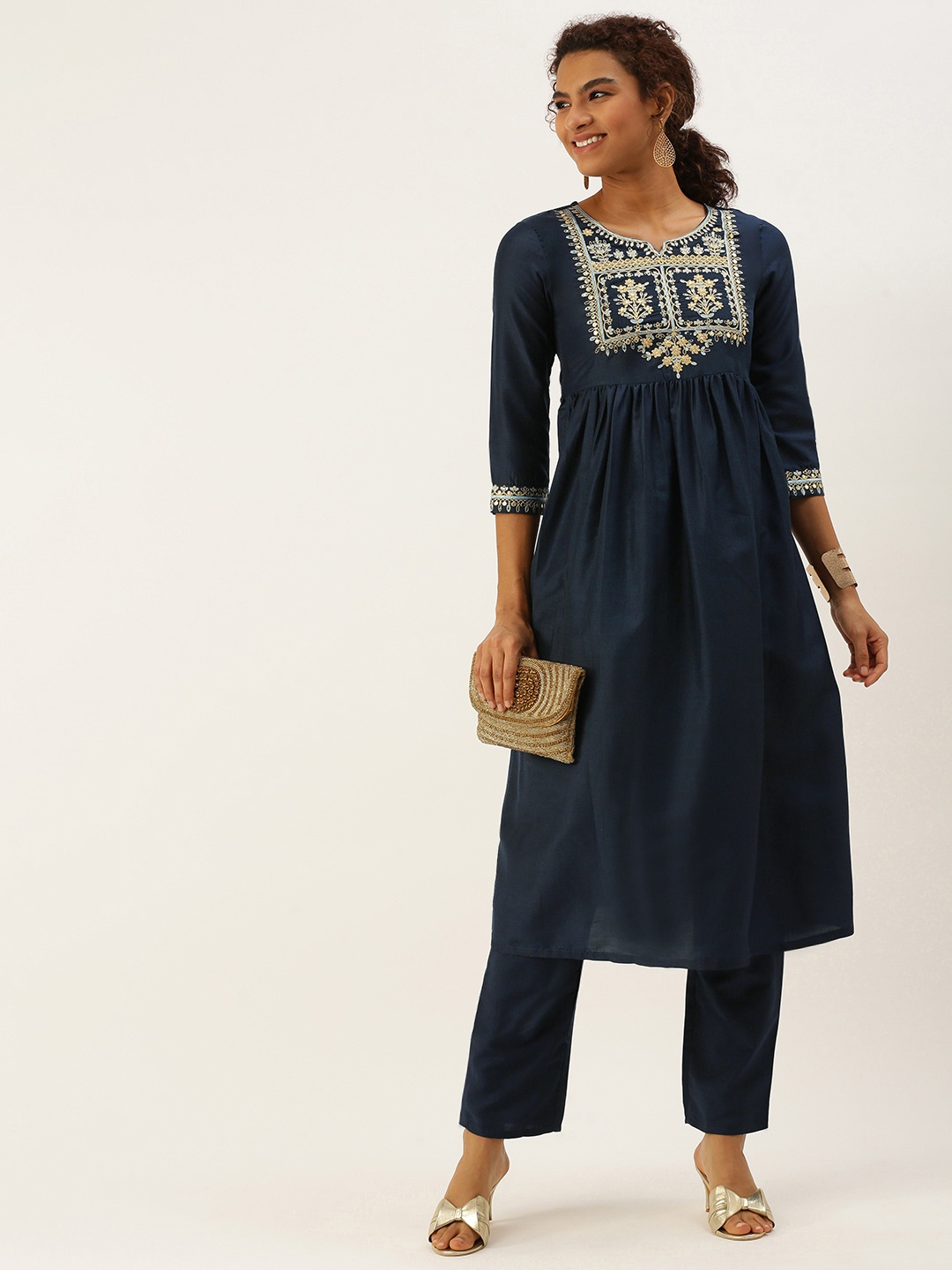 

SWAGG INDIA Women Navy Blue Ethnic Motifs Embroidered Gotta Patti Kurta with Trousers