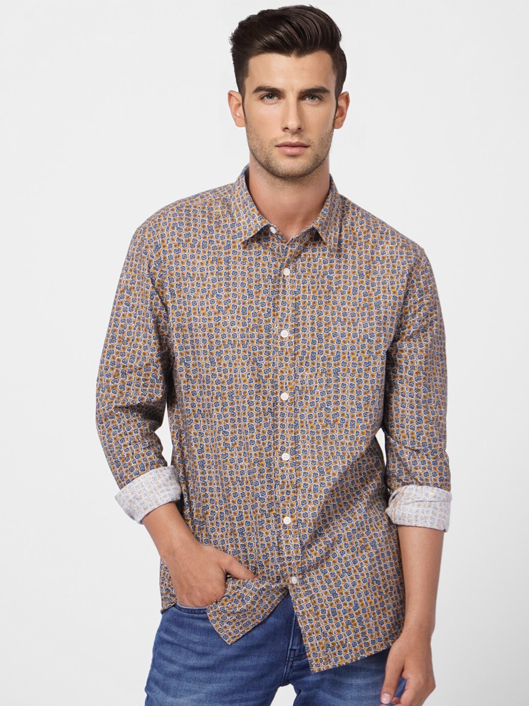 

Jack & Jones Men Orange & Blue Printed Cotton Casual Shirt