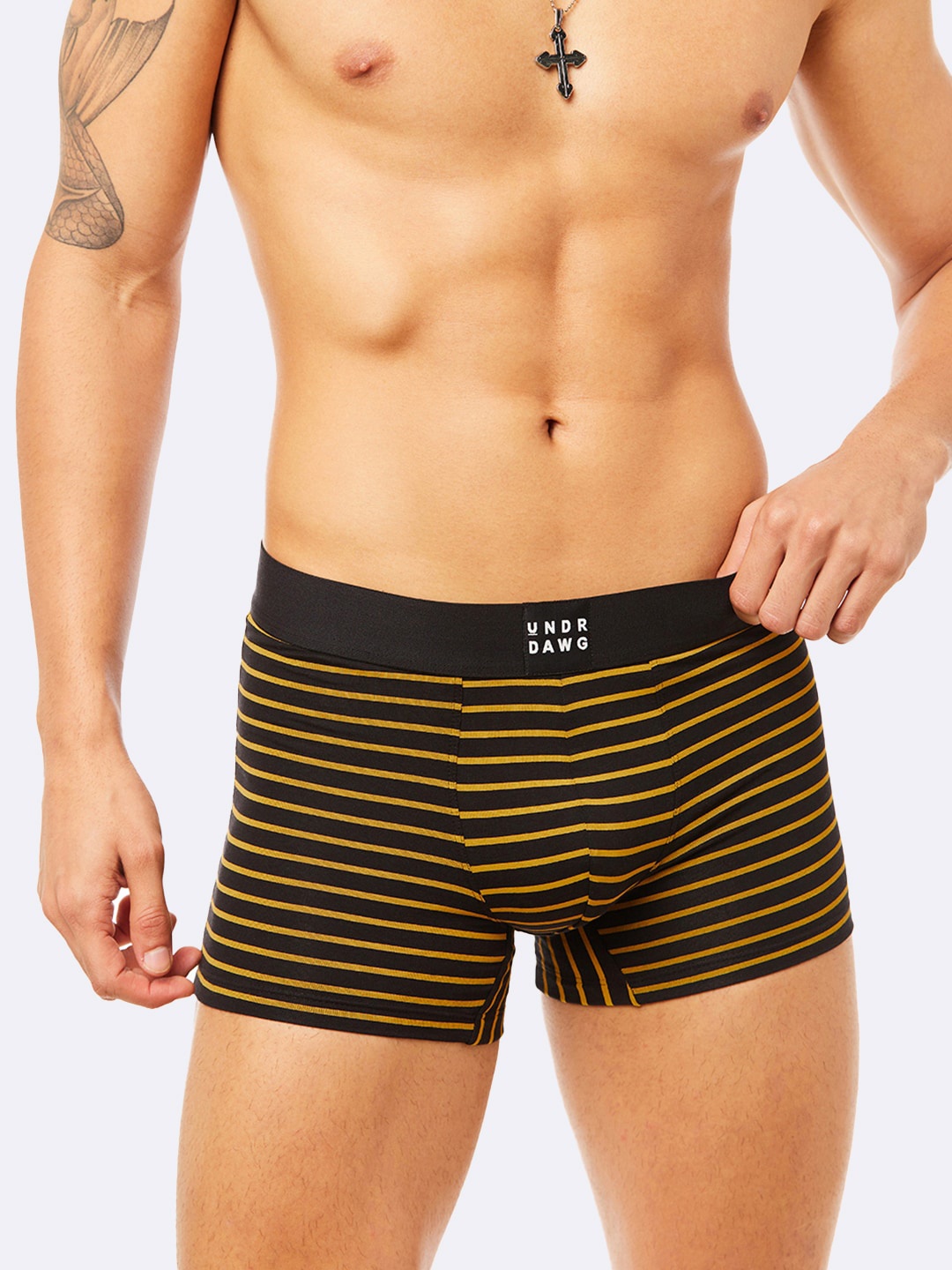 

Undrdawg Men Black & Yellow Striped Trunk