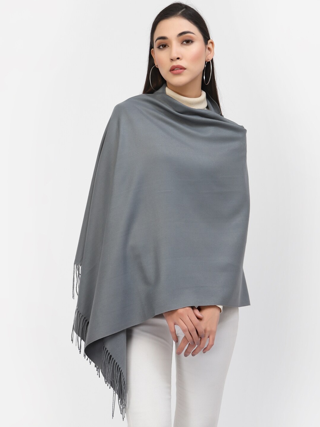 

Calvadoss Women Grey Solid Stole