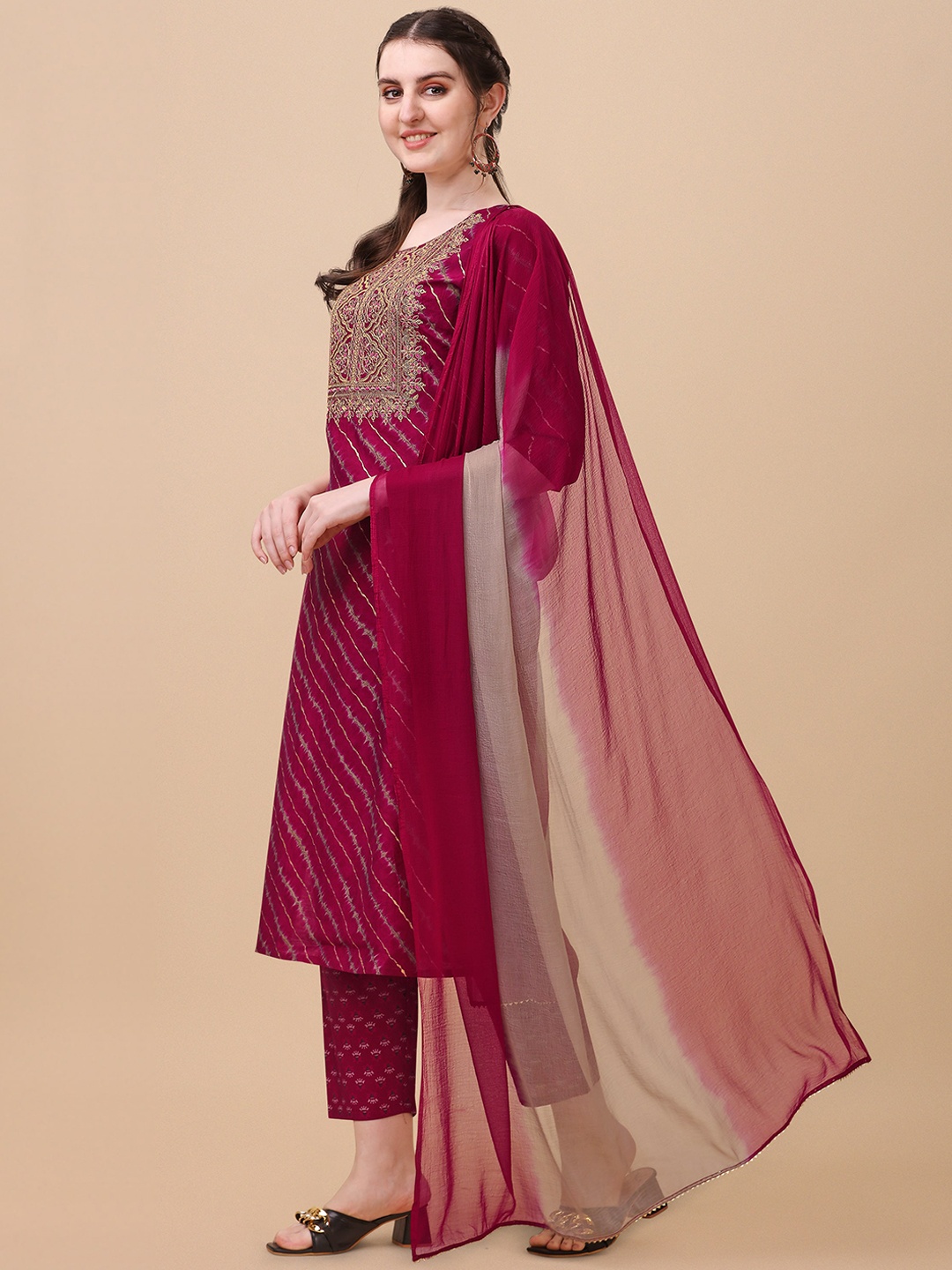 

Berrylicious Women Pink Leheriya Embroidered Chanderi Cotton Kurta with Trousers & Dupatta, Fuchsia