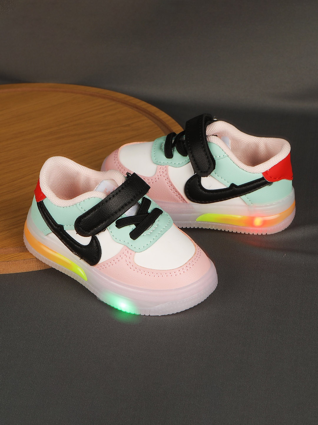 

FEETWELL SHOES Kids Pink & Sea Green Colourblocked LED PU Sneakers