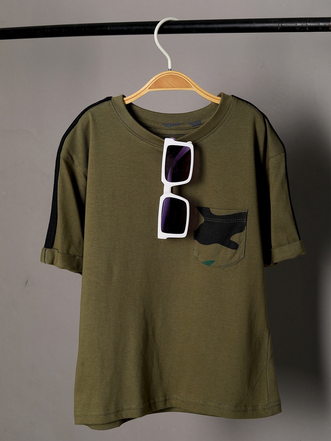 

Jumping Joey Boys Olive Green Pure Cotton T-shirt
