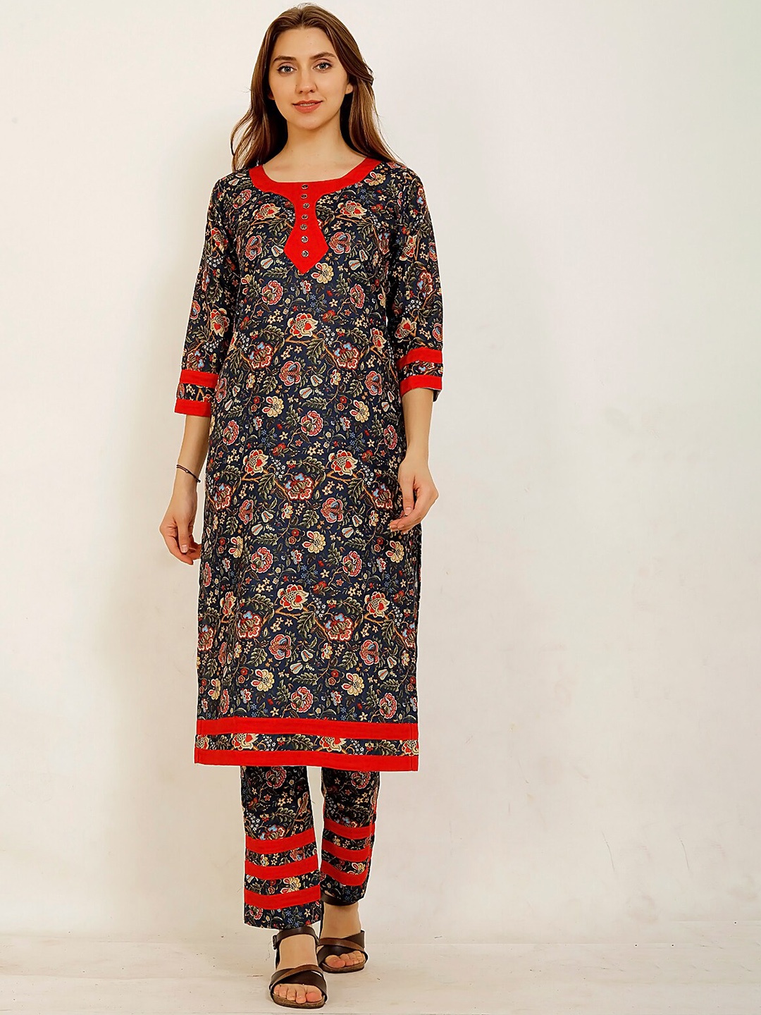

MISS AYSE Women Navy Blue Floral Printed Patchwork Kurta with Trousers