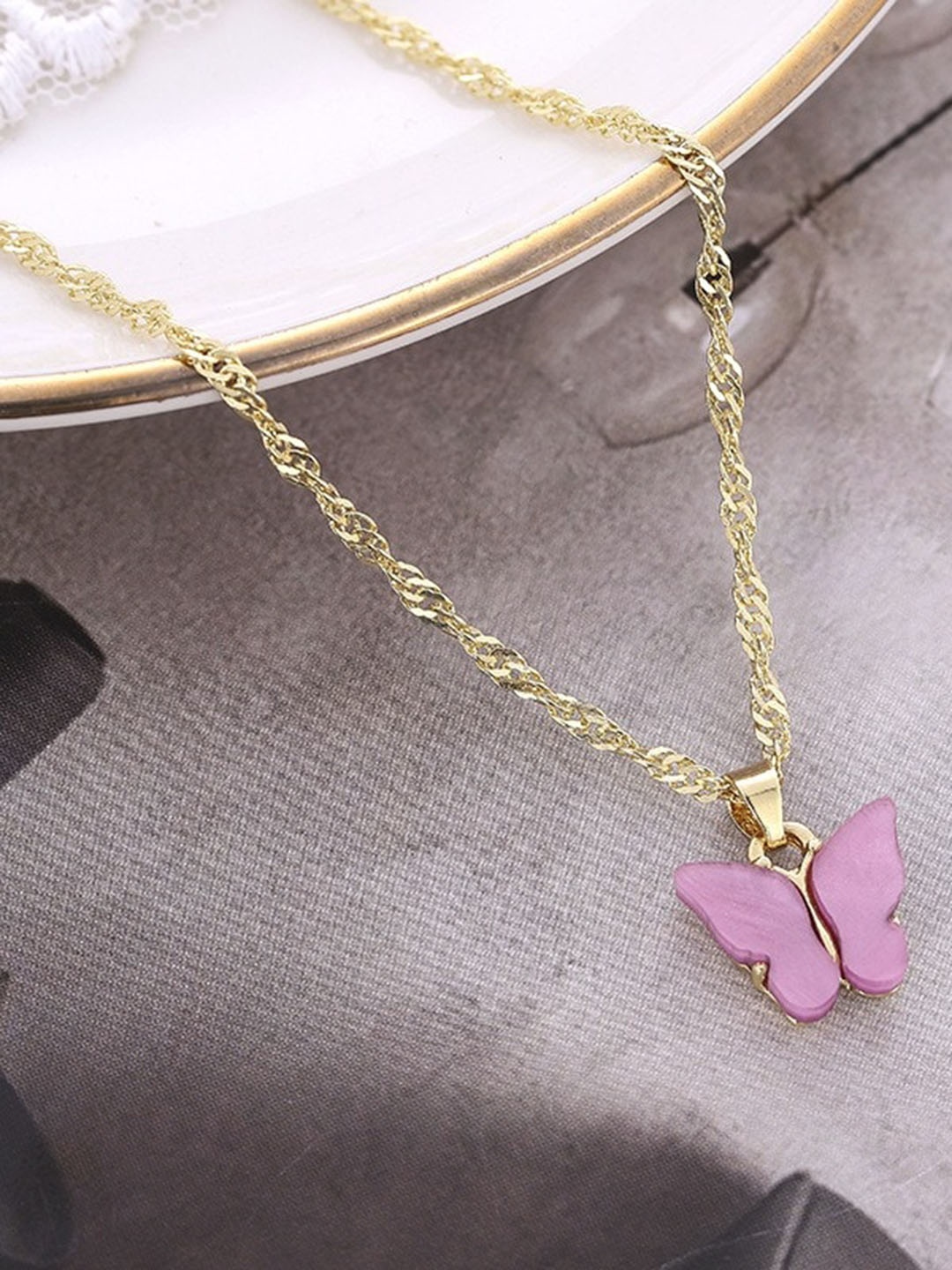 

Pinapes Unisex Gold-Toned & Pink Gold-Plated Necklace