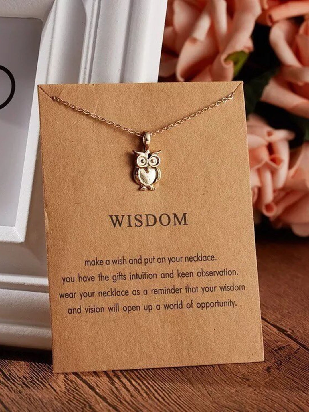 

Pinapes Unisex Gold Plated Necklace