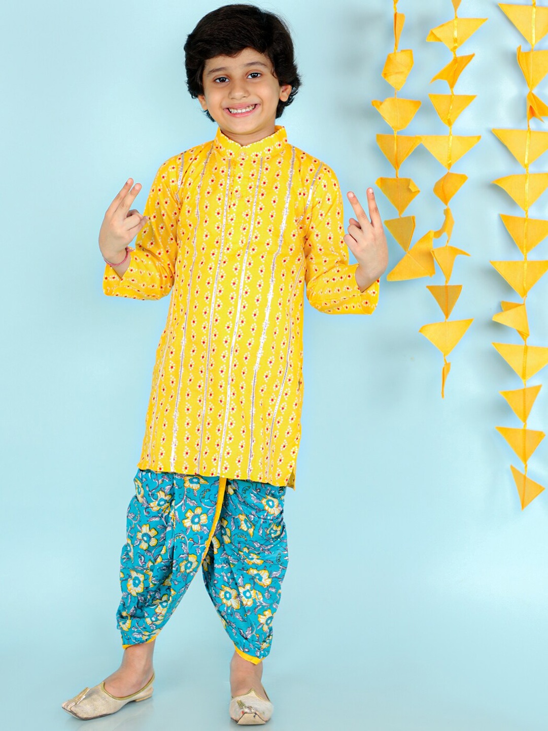 

KID1 Boys Yellow Bandhani Printed Pure Cotton Kurta with Dhoti Pants