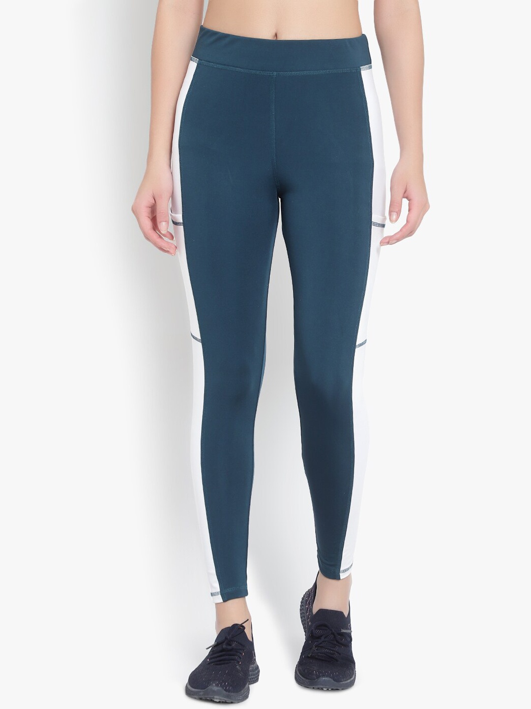 

YOU FOREVER Women Blue & White Colorblocked Rapid-Dry Activewear Tights