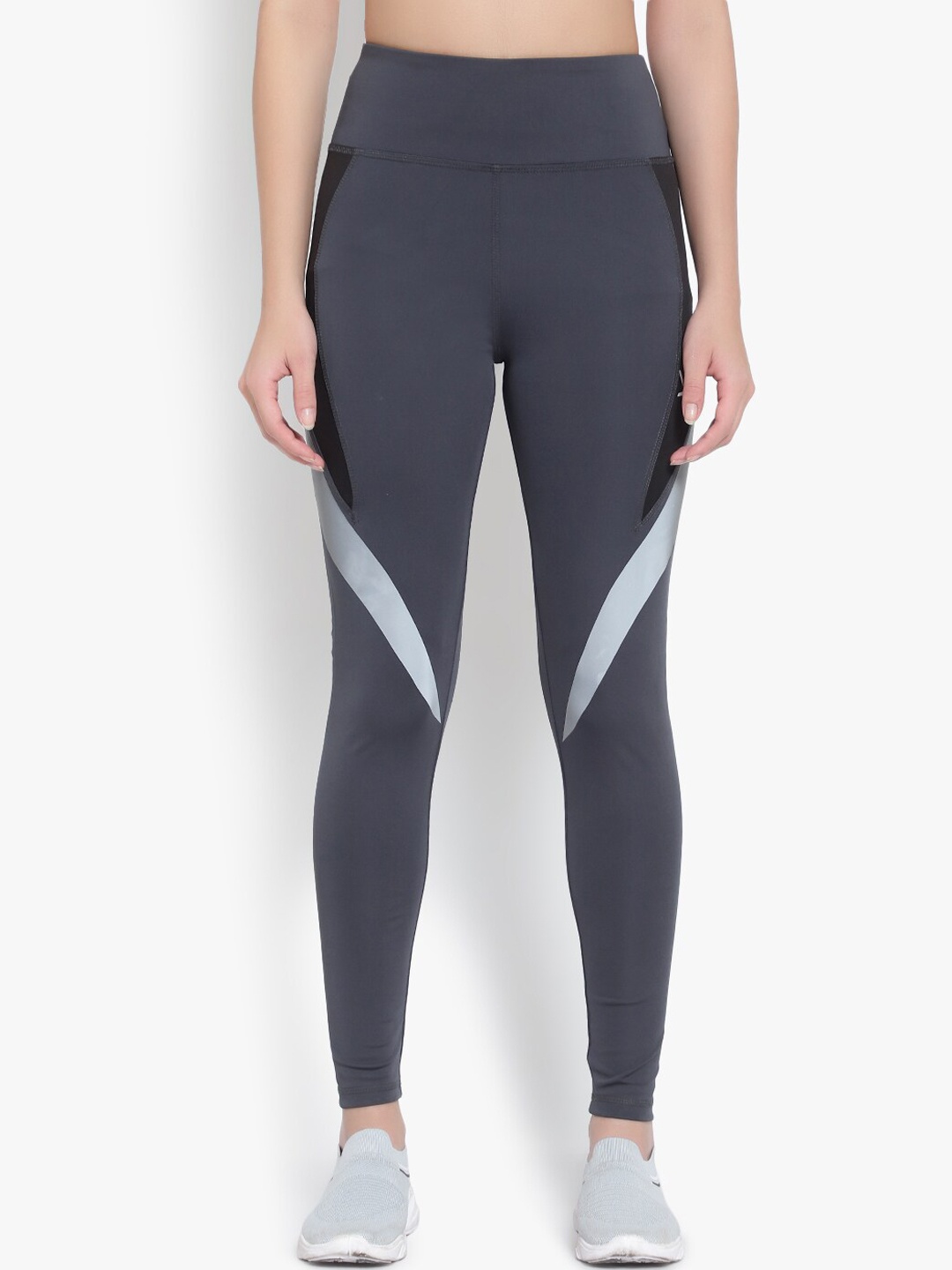 

YOU FOREVER Women Grey & Black Colourblocked Rapid-Dry Ankle-Length Tights