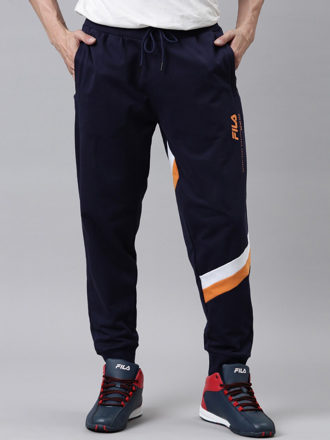 

FILA Men Navy Blue Track Solid Aakarsh Pea Regular fit joggers