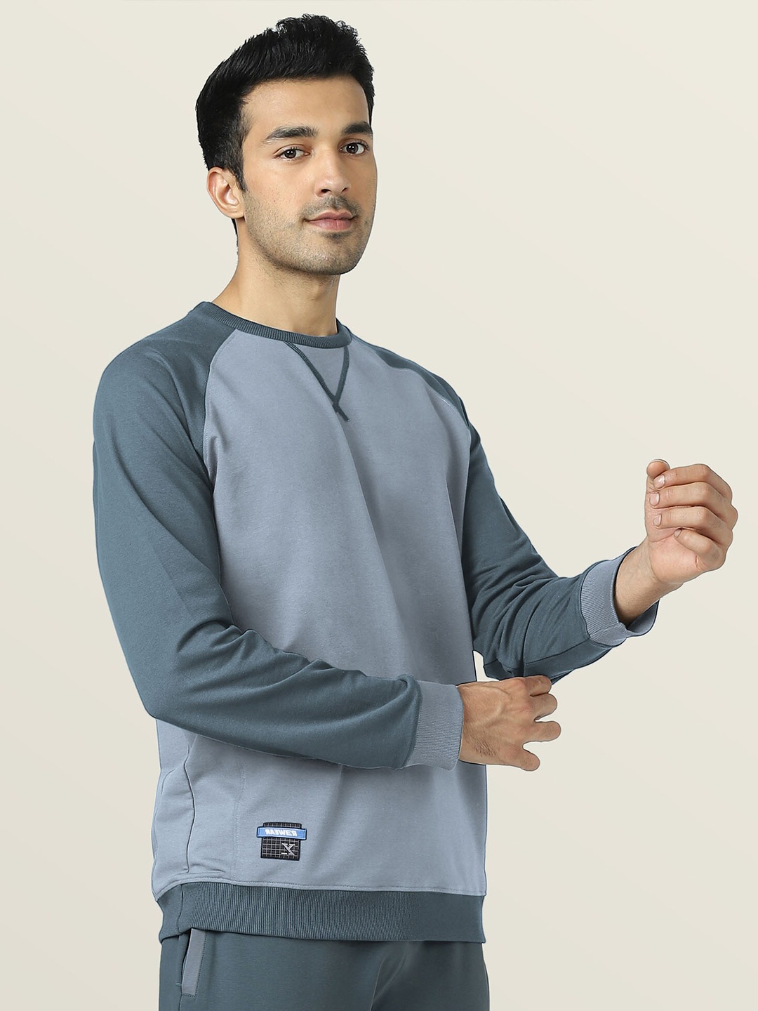 

XYXX Men Grey Colourblocked Quest French Terry Cotton-Blend Sweatshirt