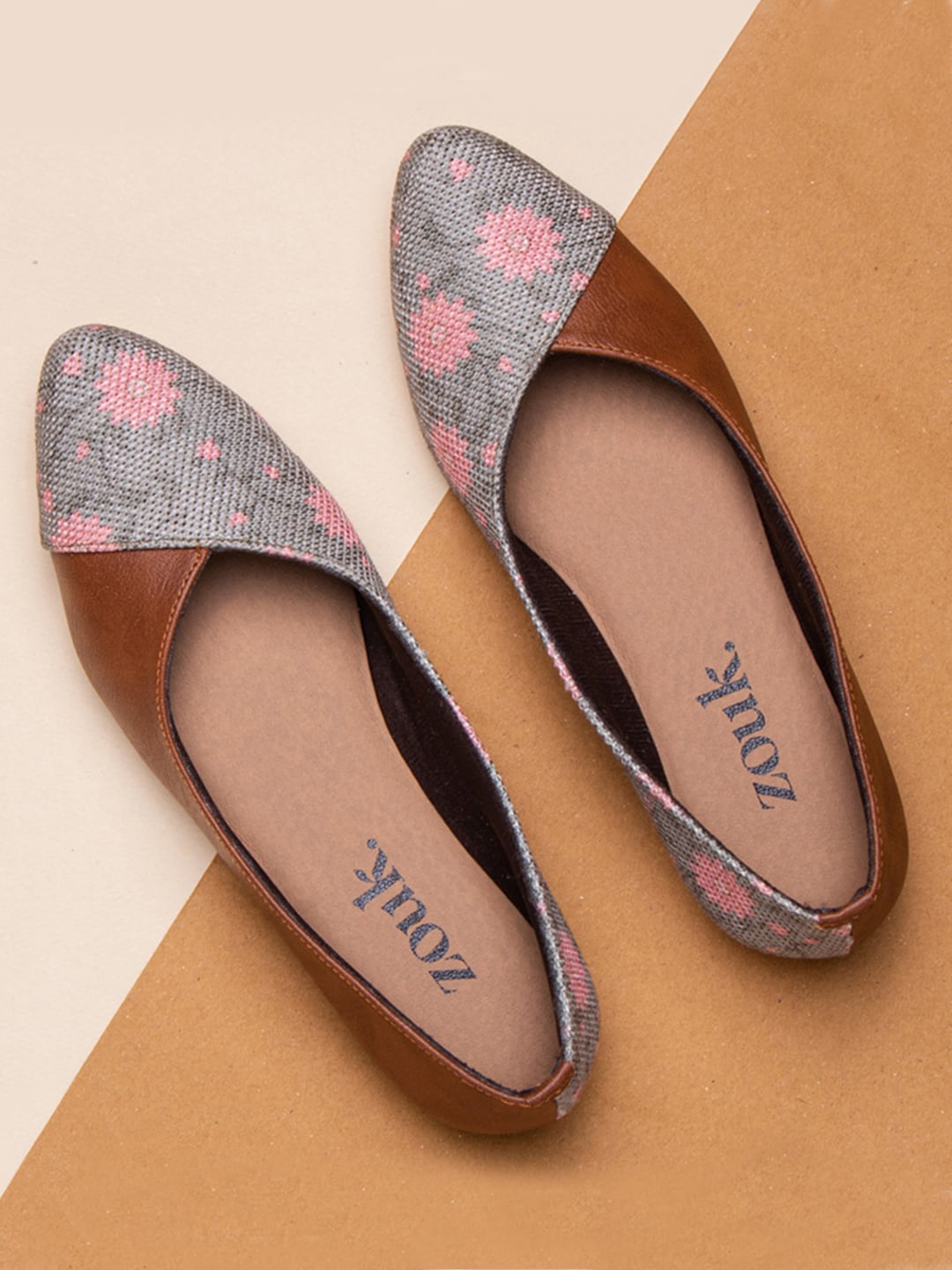 

ZOUK Women Grey Printed Ballerinas Flats