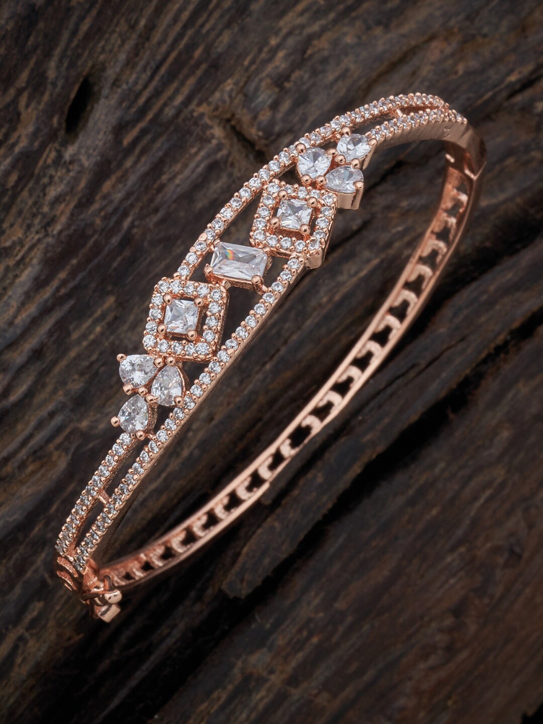 

Kushal's Fashion Jewellery Women Rose Gold & White Rose Gold-Plated Kada Bracelet