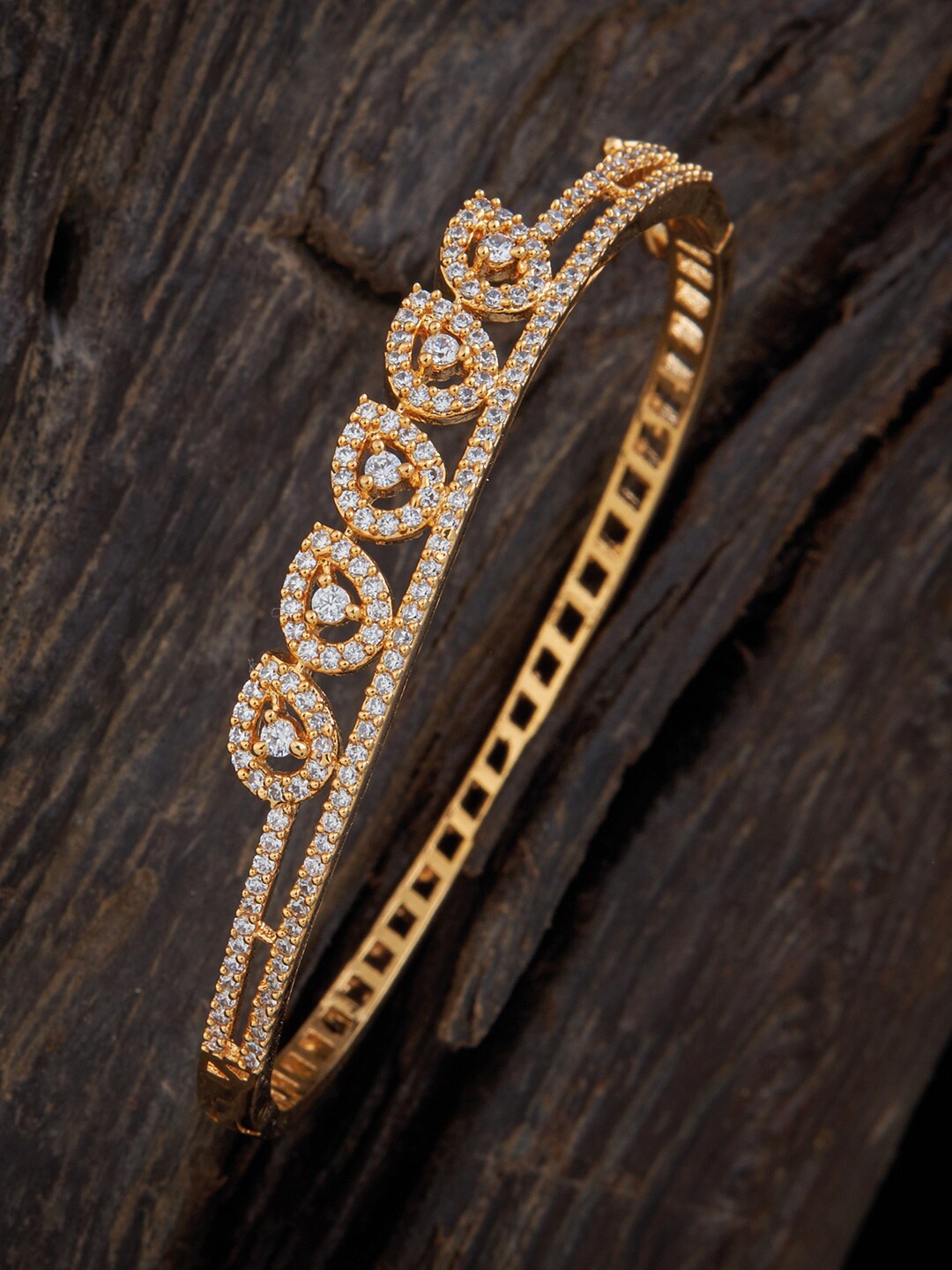 

Kushal's Fashion Jewellery Women Gold-Toned & White Gold-Plated Kada Bracelet