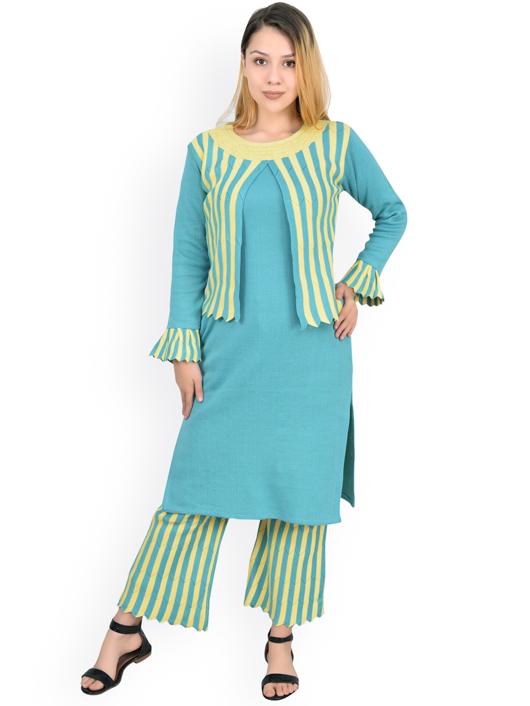 

ahhaaaa Women Turquoise Blue Kurta with Palazzos