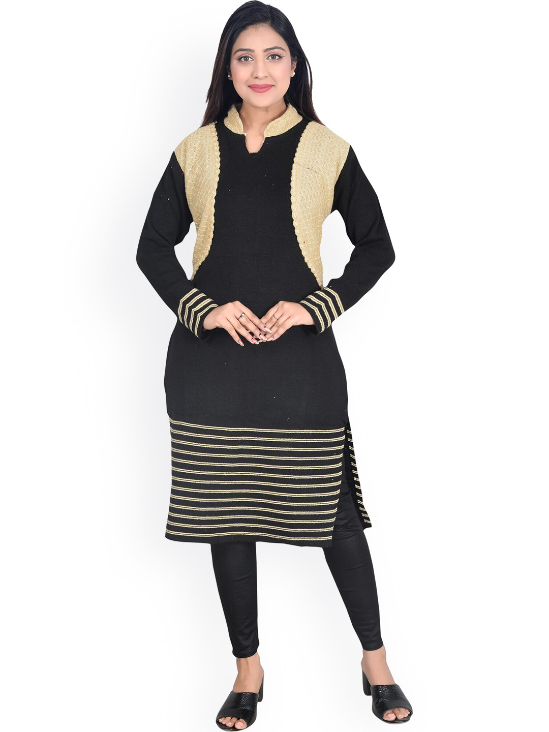 

ahhaaaa Women Black & Beige Woven Design Knitted Kurta