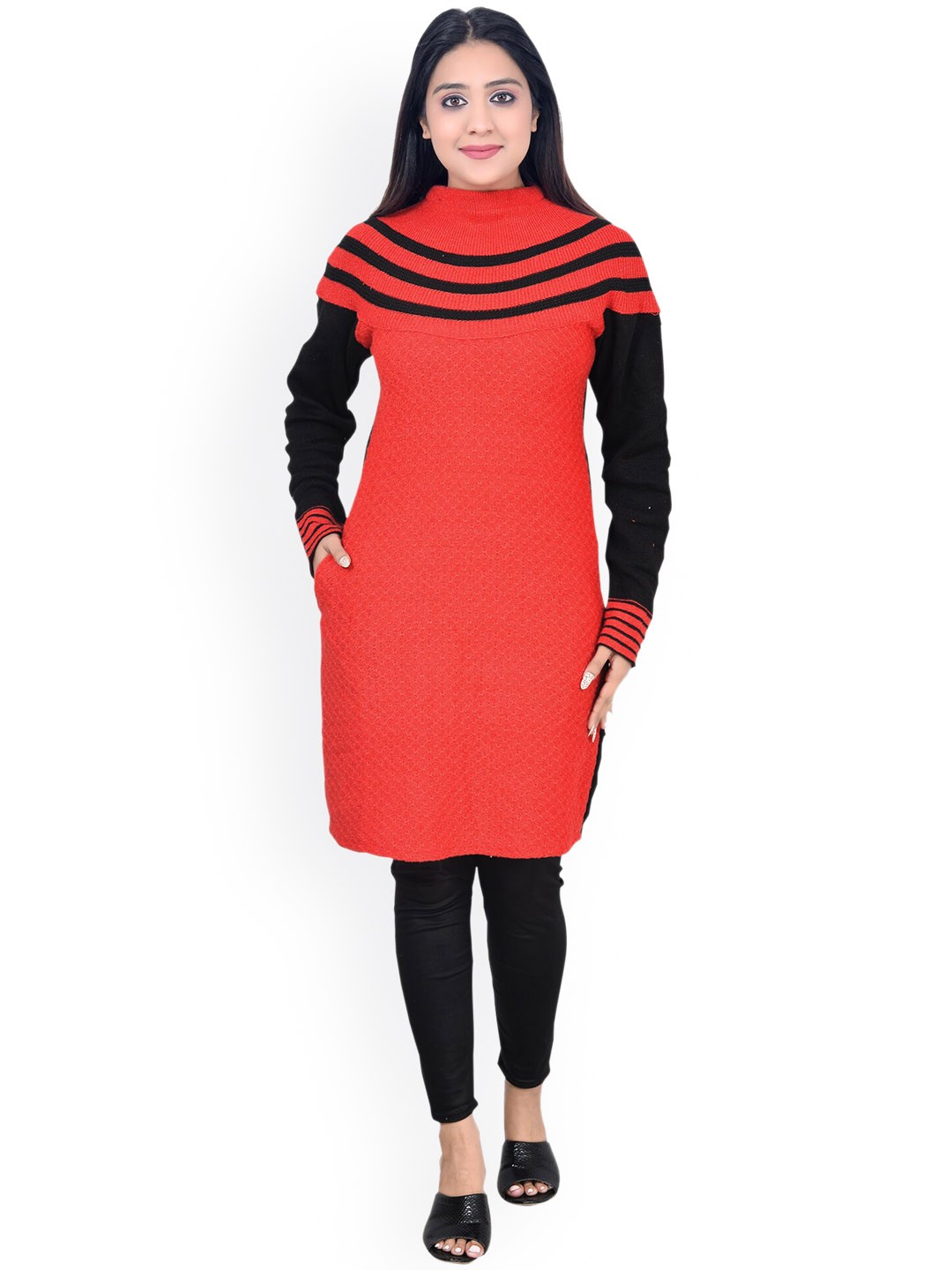 

ahhaaaa Women Red & Black Colourblocked Knitted Kurta