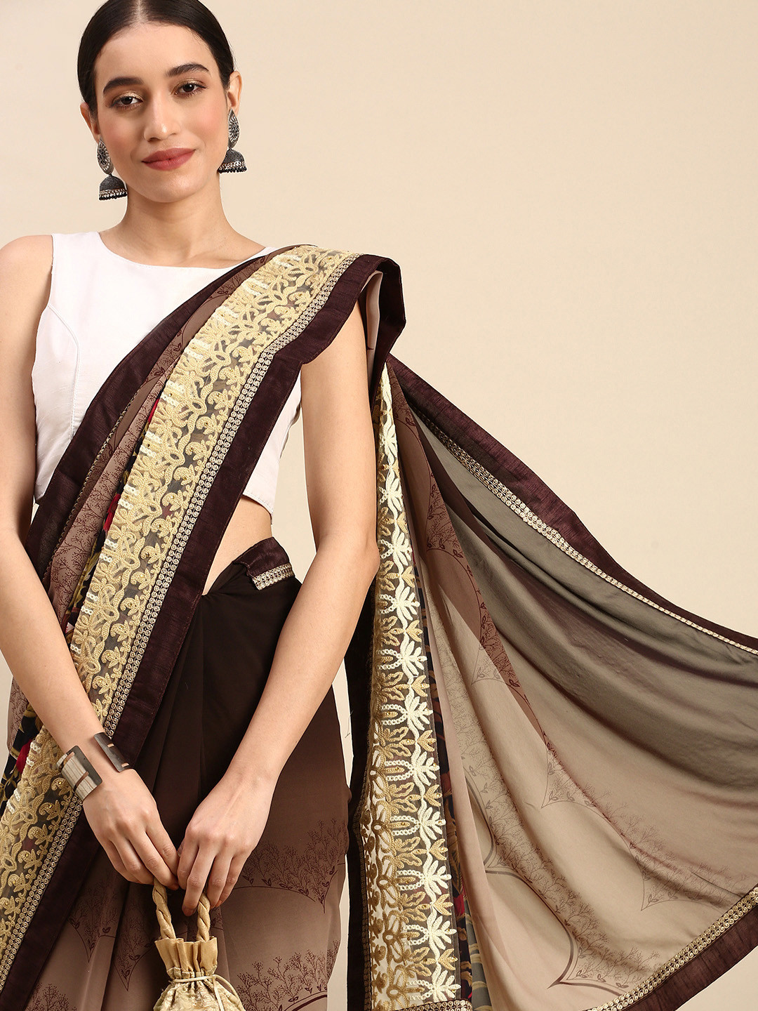 

SANGAM PRINTS Floral Pure Georgette Saree, Brown