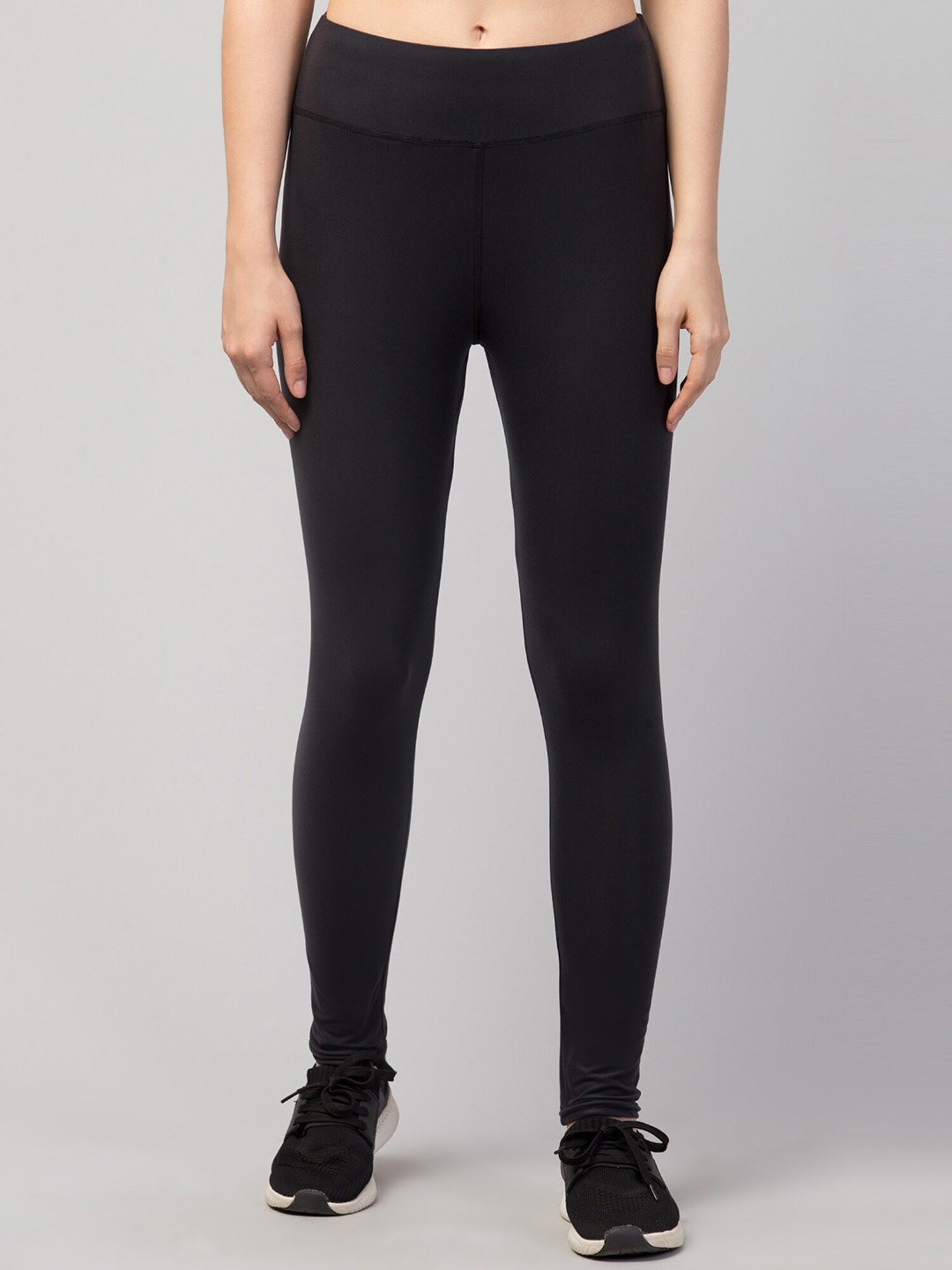 

Apraa & Parma Women Black Solid Dry Fit Running Tights