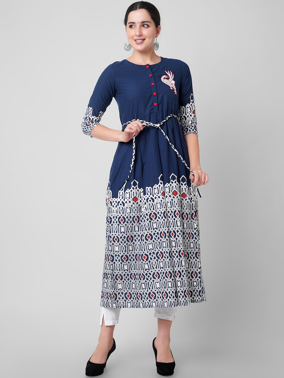 

KALINI Women Blue Geometric Printed Thread Work Handloom Kurta