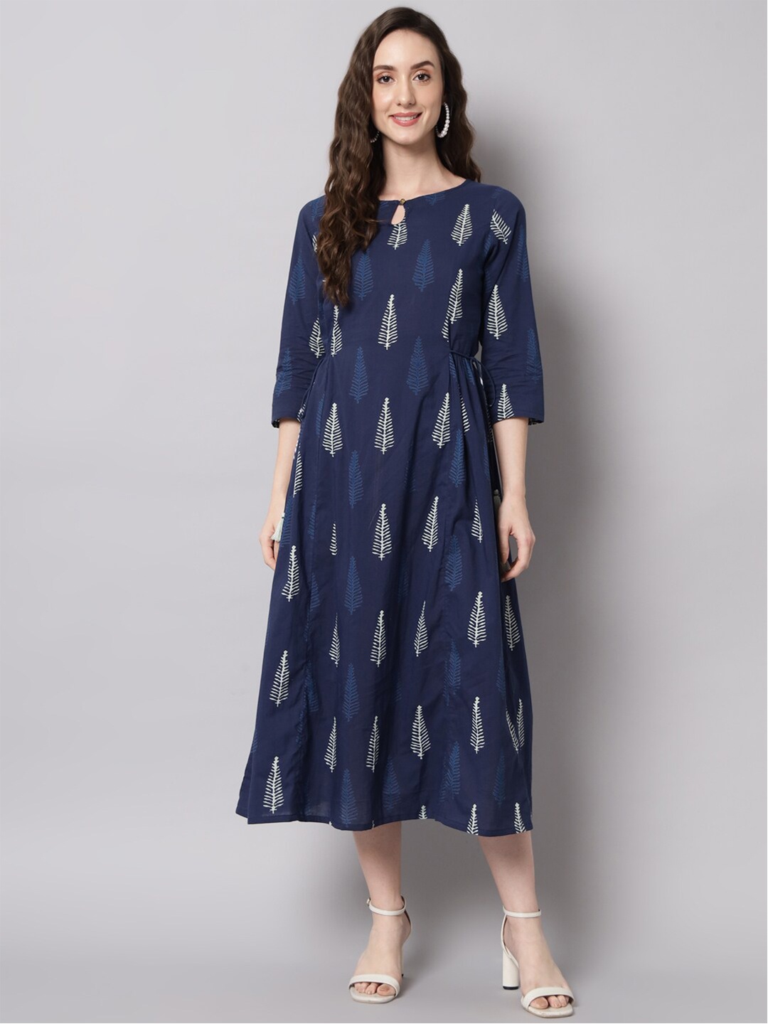 

Sutidora Women Blue Keyhole Neck Midi Cotton Dress