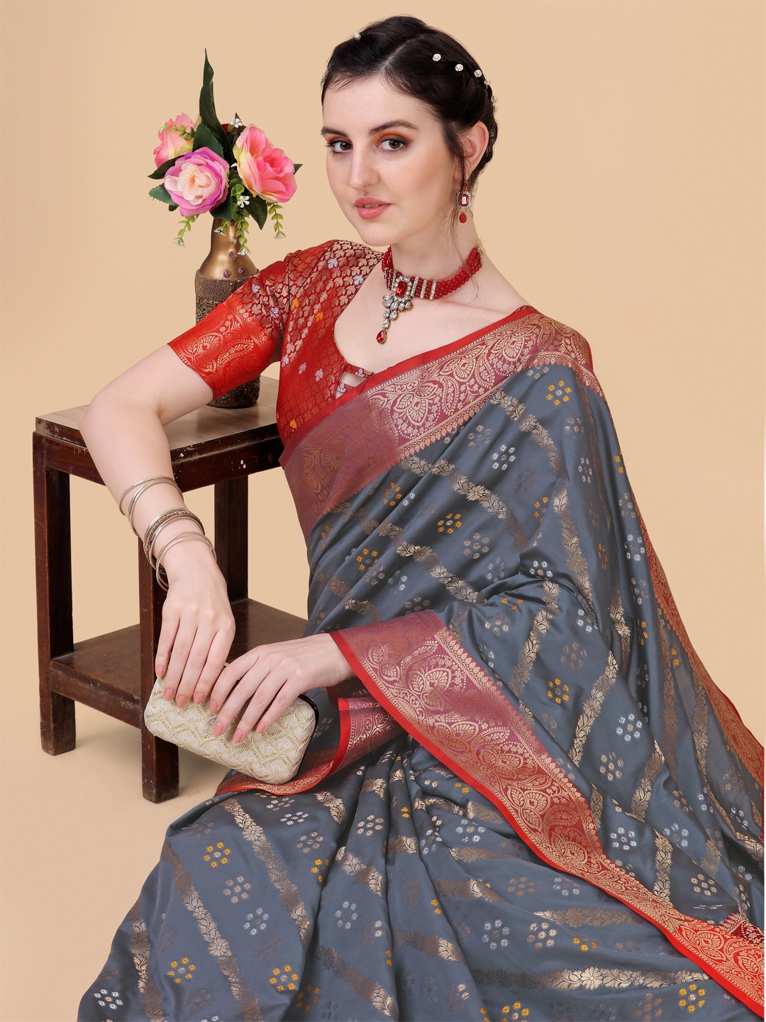 

Sangria Grey & Red Floral Zari Silk Blend Banarasi Saree