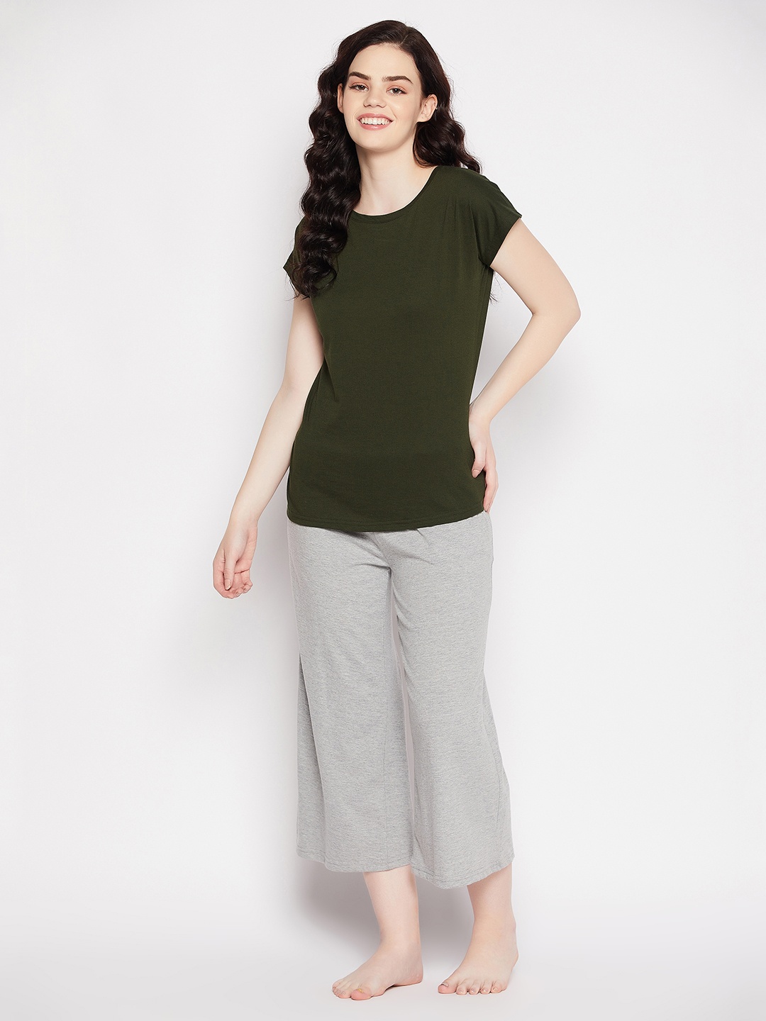 

Clovia Women Grey & Olive Green Pure Cotton Night Suit