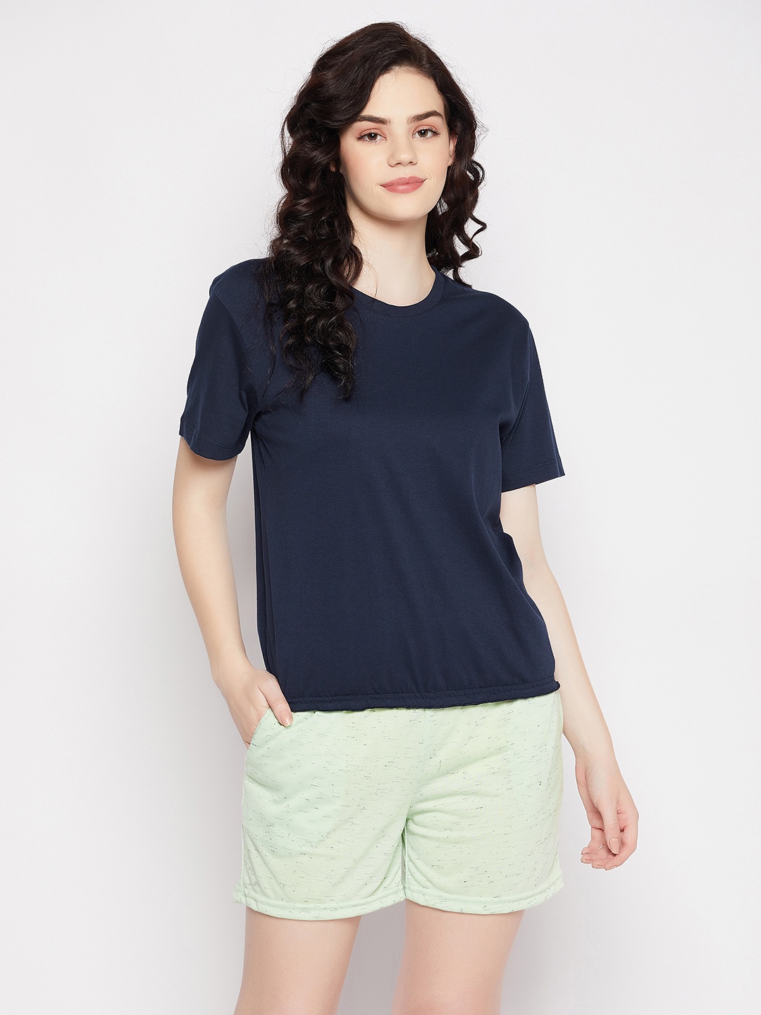 

Clovia Women Green & Blue Pure Cotton Night Suit
