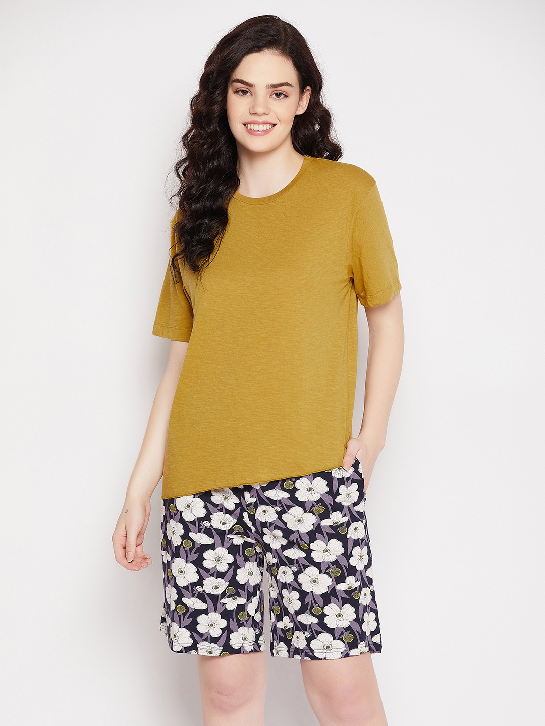 

Clovia Women Navy Blue & Mustard Pure Cotton Night suit