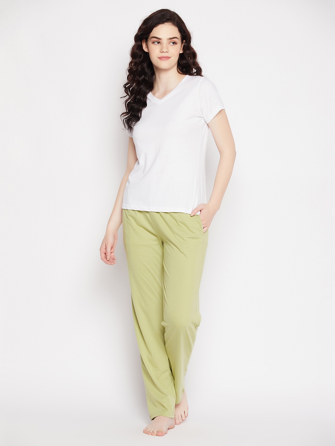 

Clovia Women Green & White Night Suit