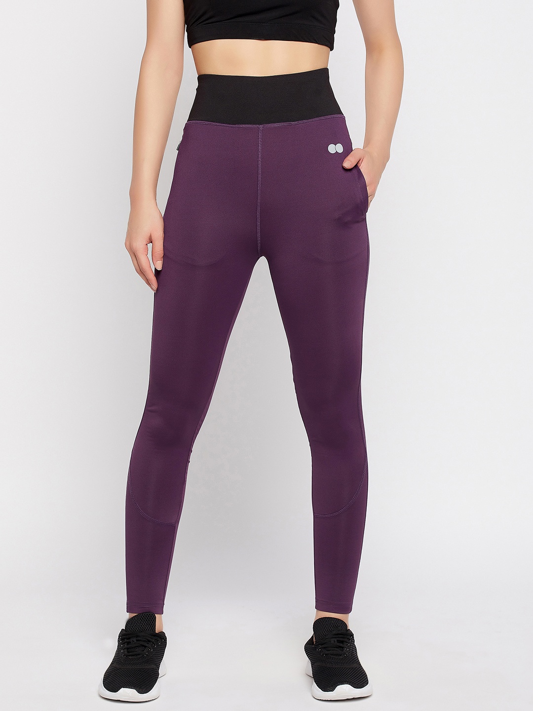 

Clovia Women Purple Solid Snug-Fit High Rise Active Tights