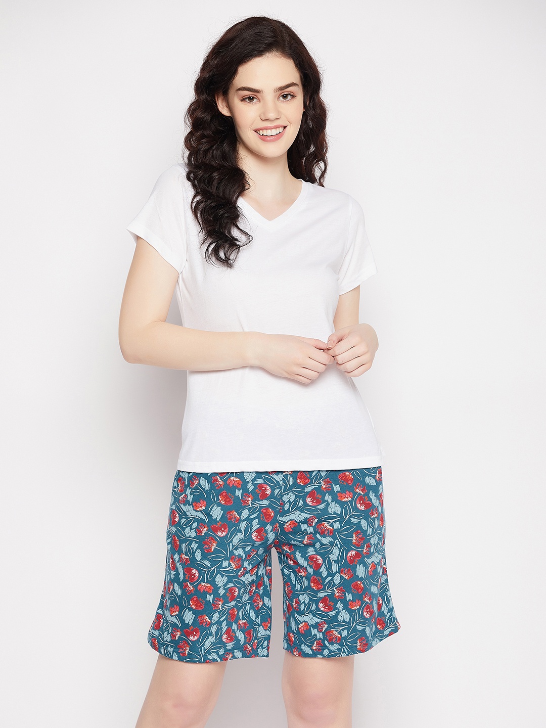 

Clovia Women Teal & White Printed Pure Cotton Night Suit