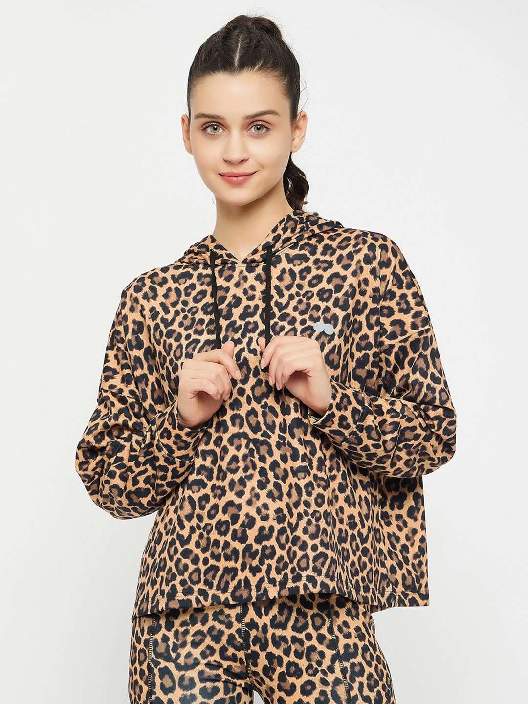 

Clovia Women Brown Lightweight Training or Gym Sporty Jacket