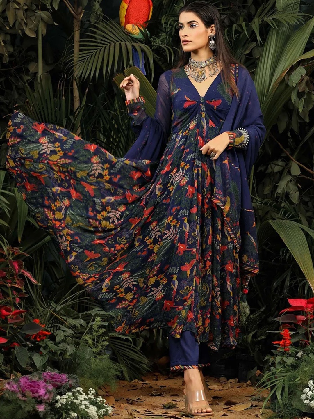

Baise Gaba V-Neck Floral Printed Kurta, Navy blue