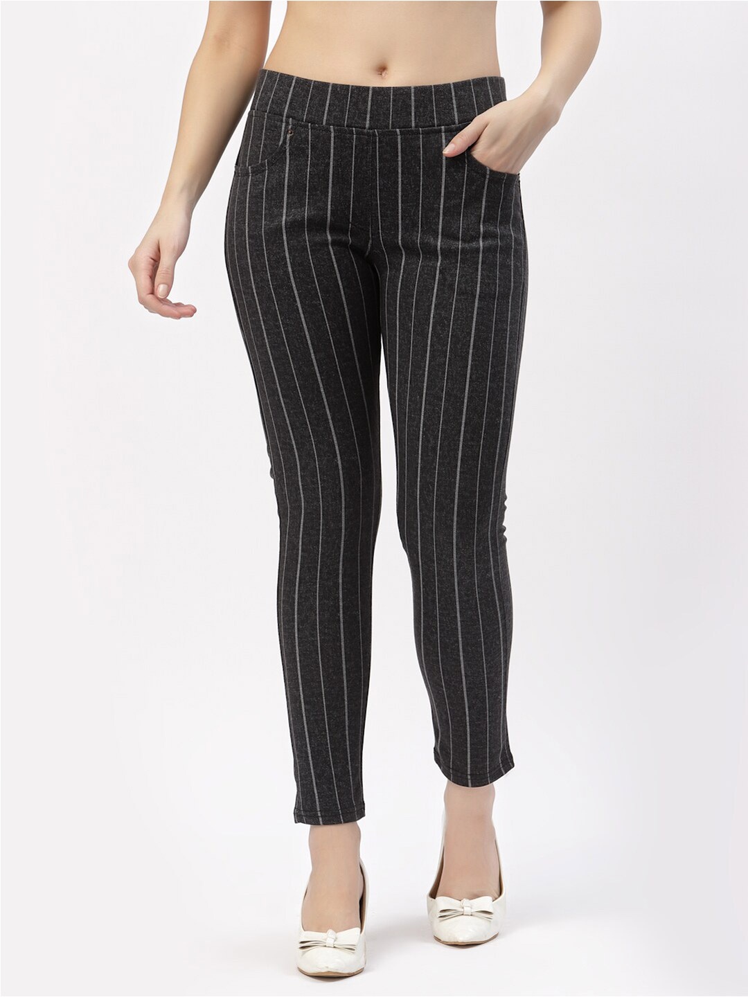 

Westwood Women Black Skinny Fit Striped Jeggings