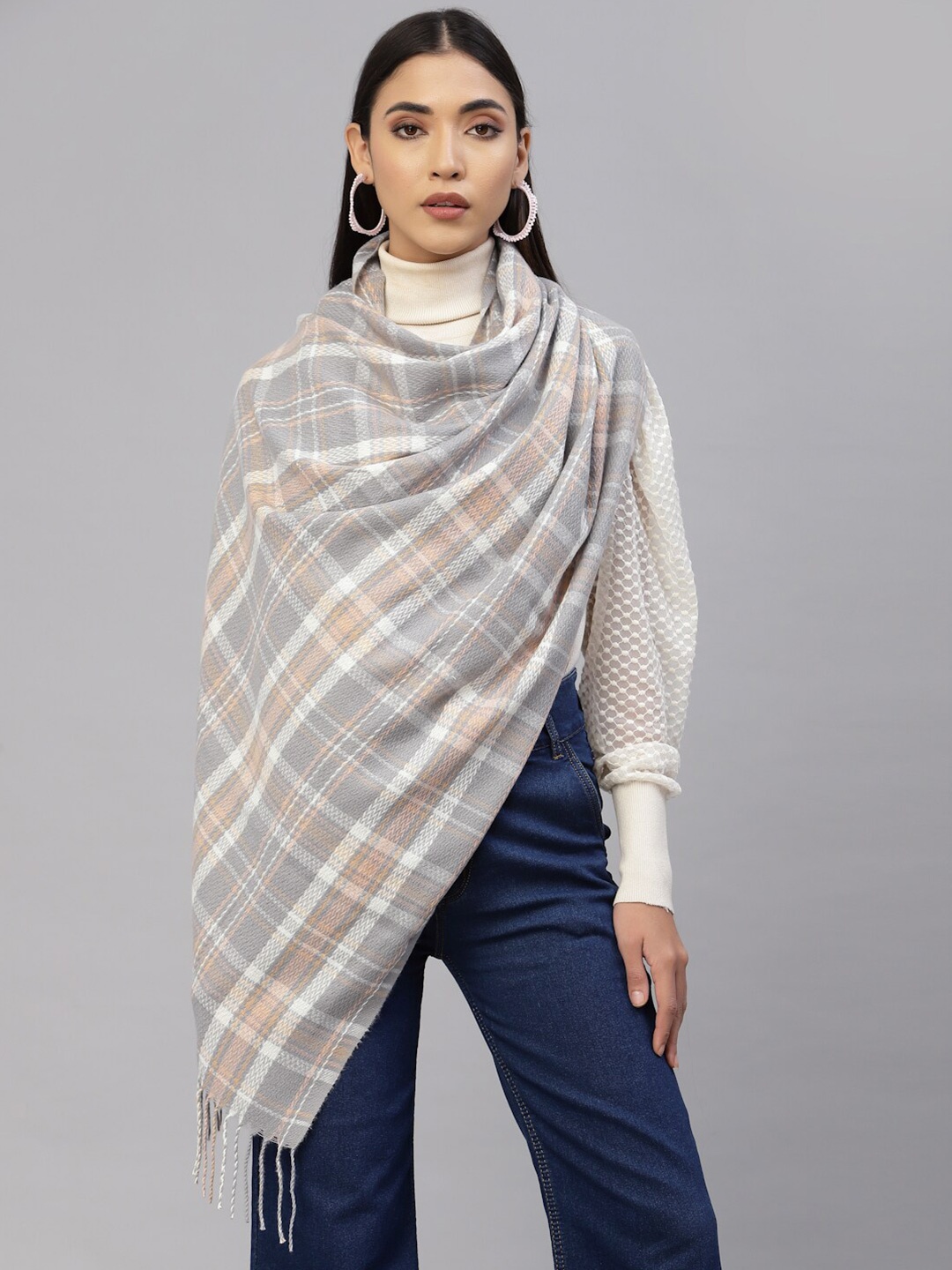 

Mafadeny Women Grey & White Checked Stole