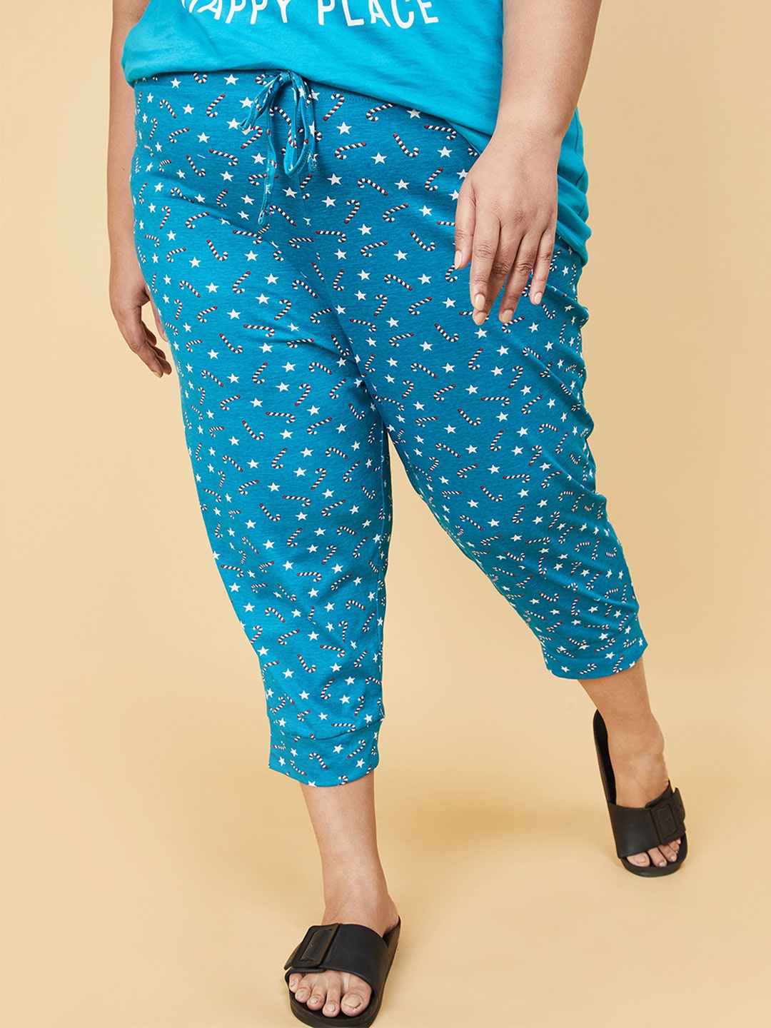 

max Women Plus Size Blue Printed Elasticated Cropped Cotton Lounge Pants