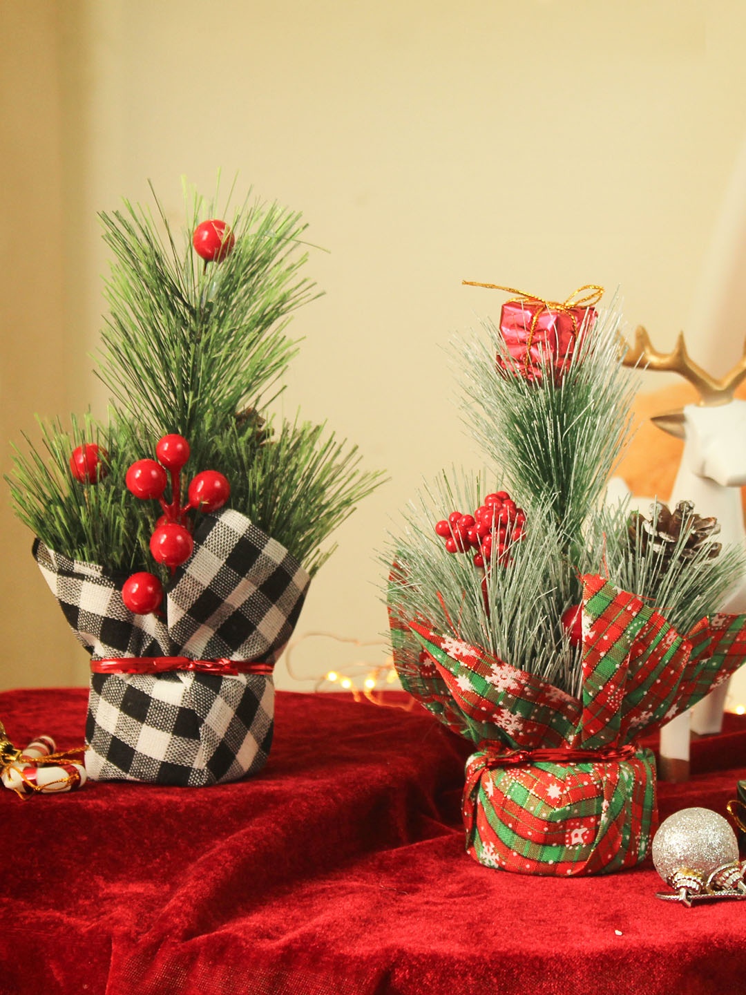 

TIED RIBBONS Set Of 2 Red & Green Table Tree With Ornament Gift
