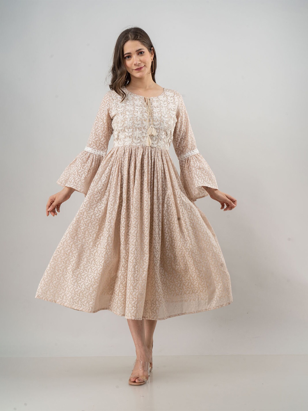 

FASHION DWAR Cream-Coloured Empire Midi Cotton Dress