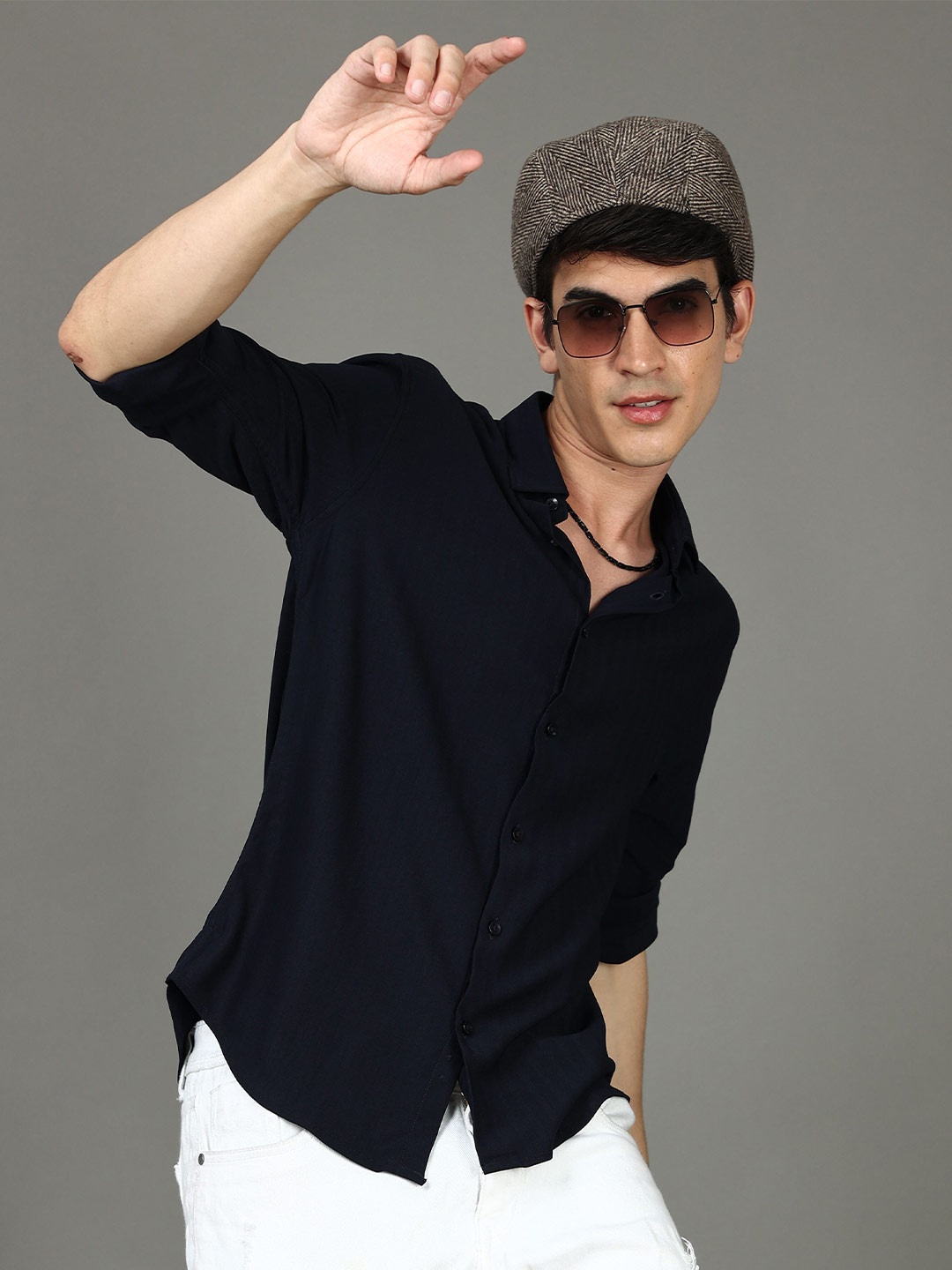 

Bushirt Men Navy Blue Classic Pure Cotton Casual Shirt