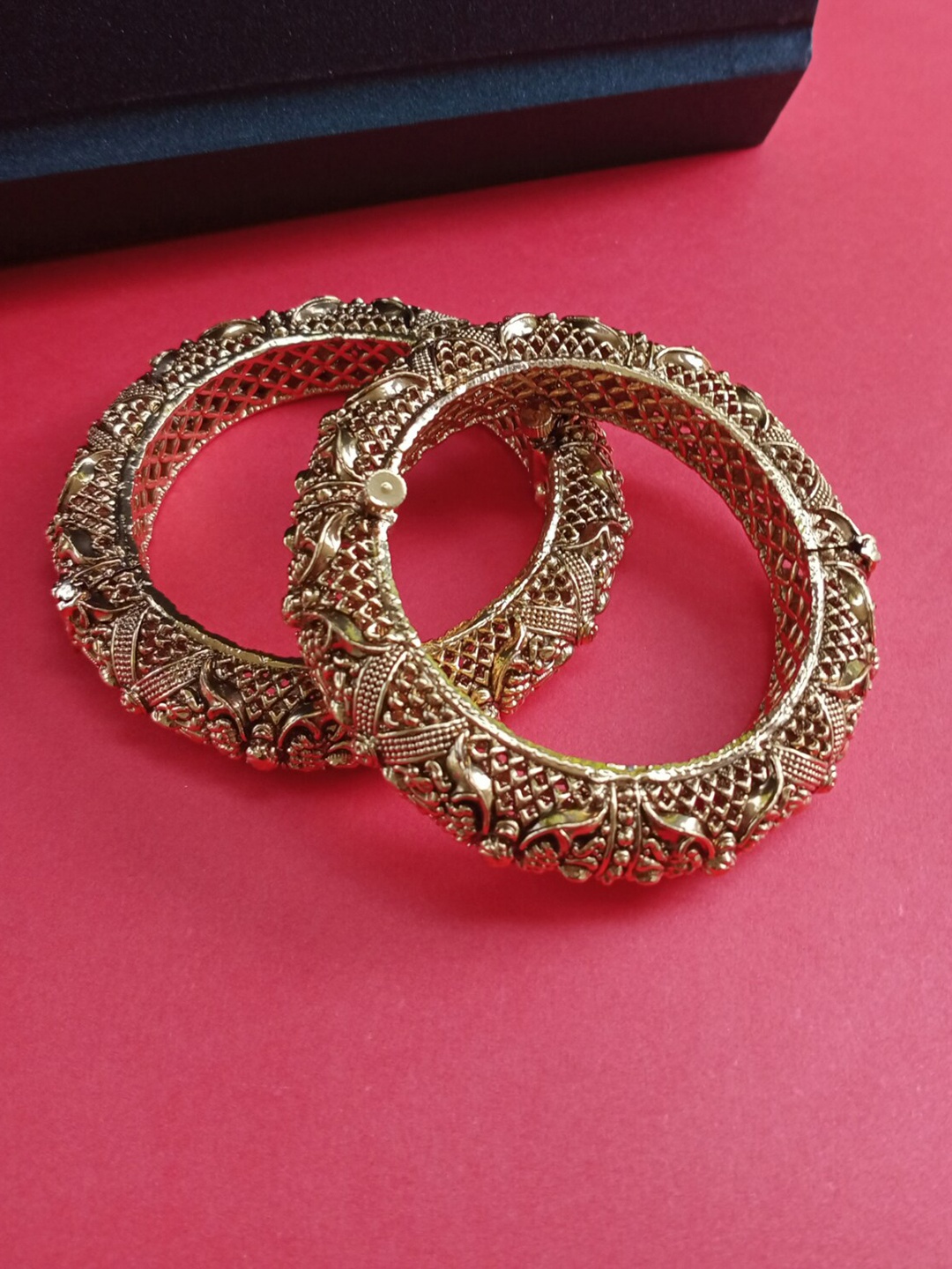 

FIROZA Set Of 2 Gold-Plated Bangles