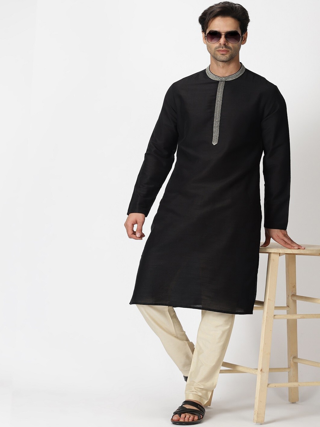 

Saffron Threads Men Black Thread Work Mandarin Collar Side Slit Kurta