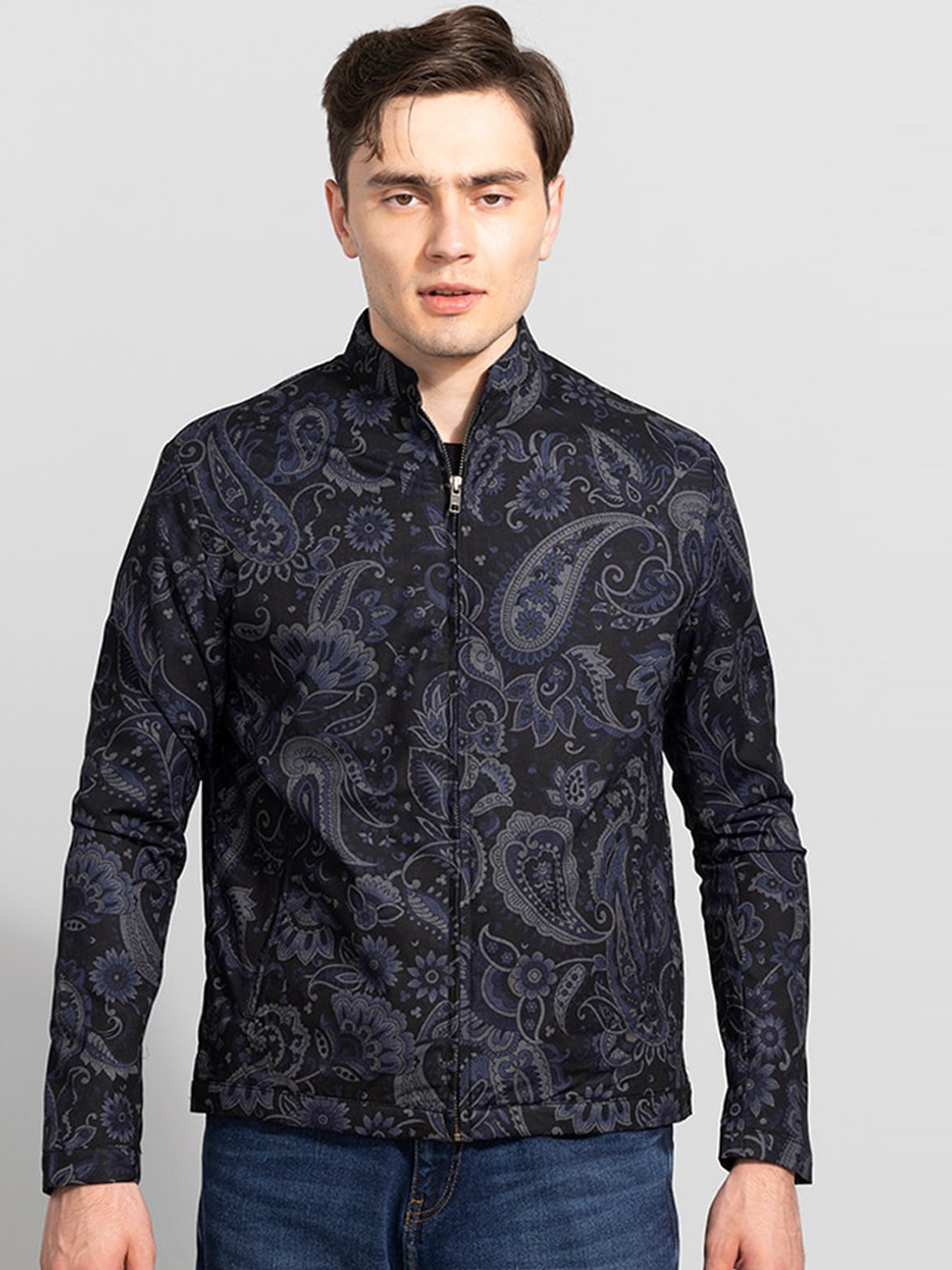 

Snitch Men Black & Grey Cotton Floral Tailored Jacket