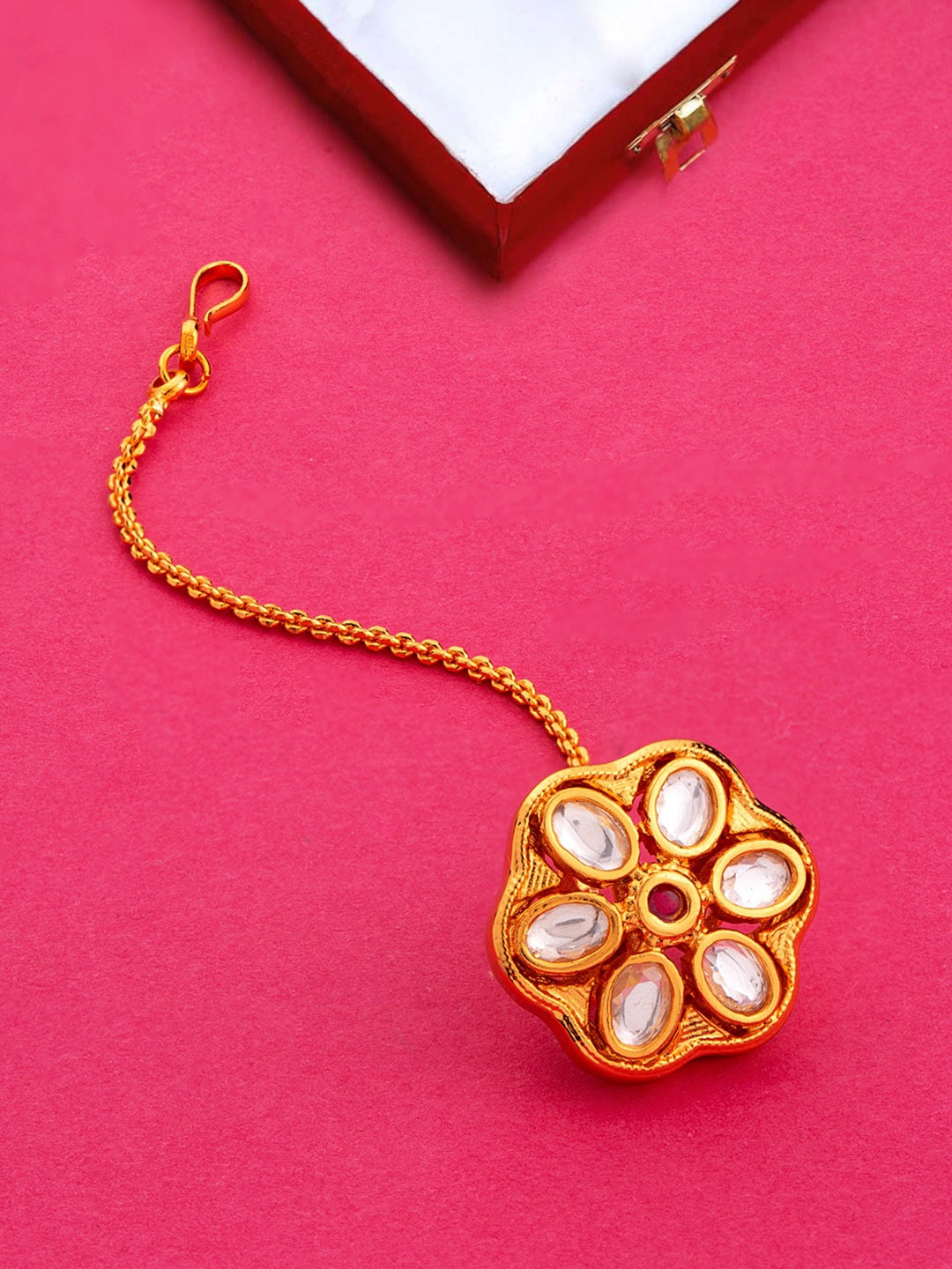 

Voylla Yellow Gold-Plated White Faux Kundan -Studded Maang Tikka