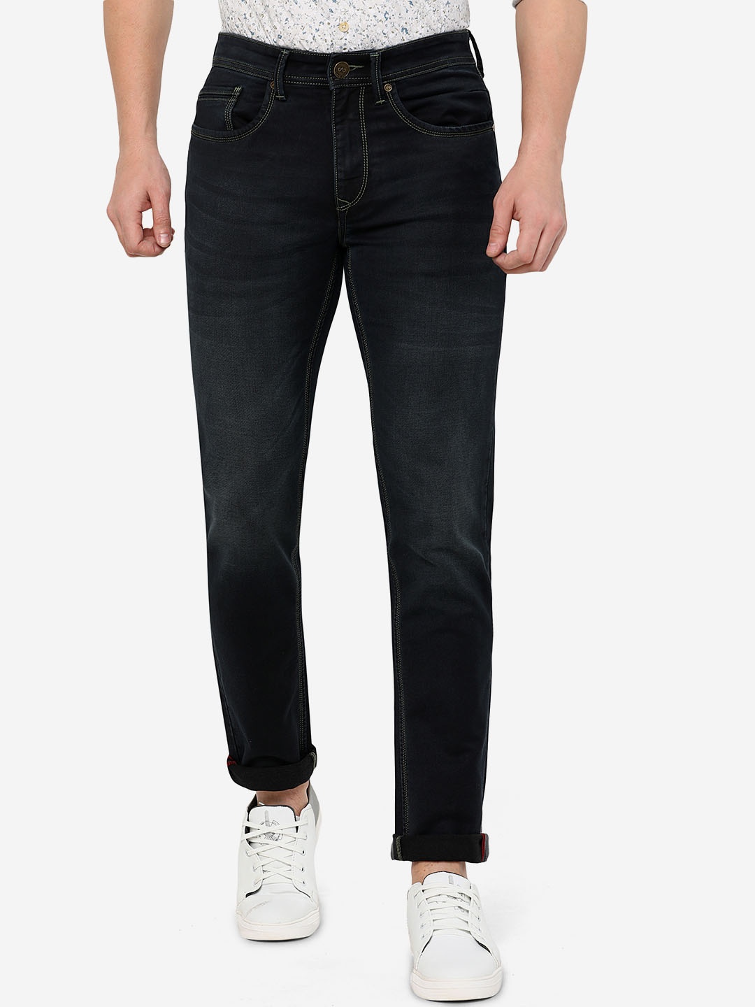 

JADE BLUE Men Blue Straight Fit Light Fade Jeans