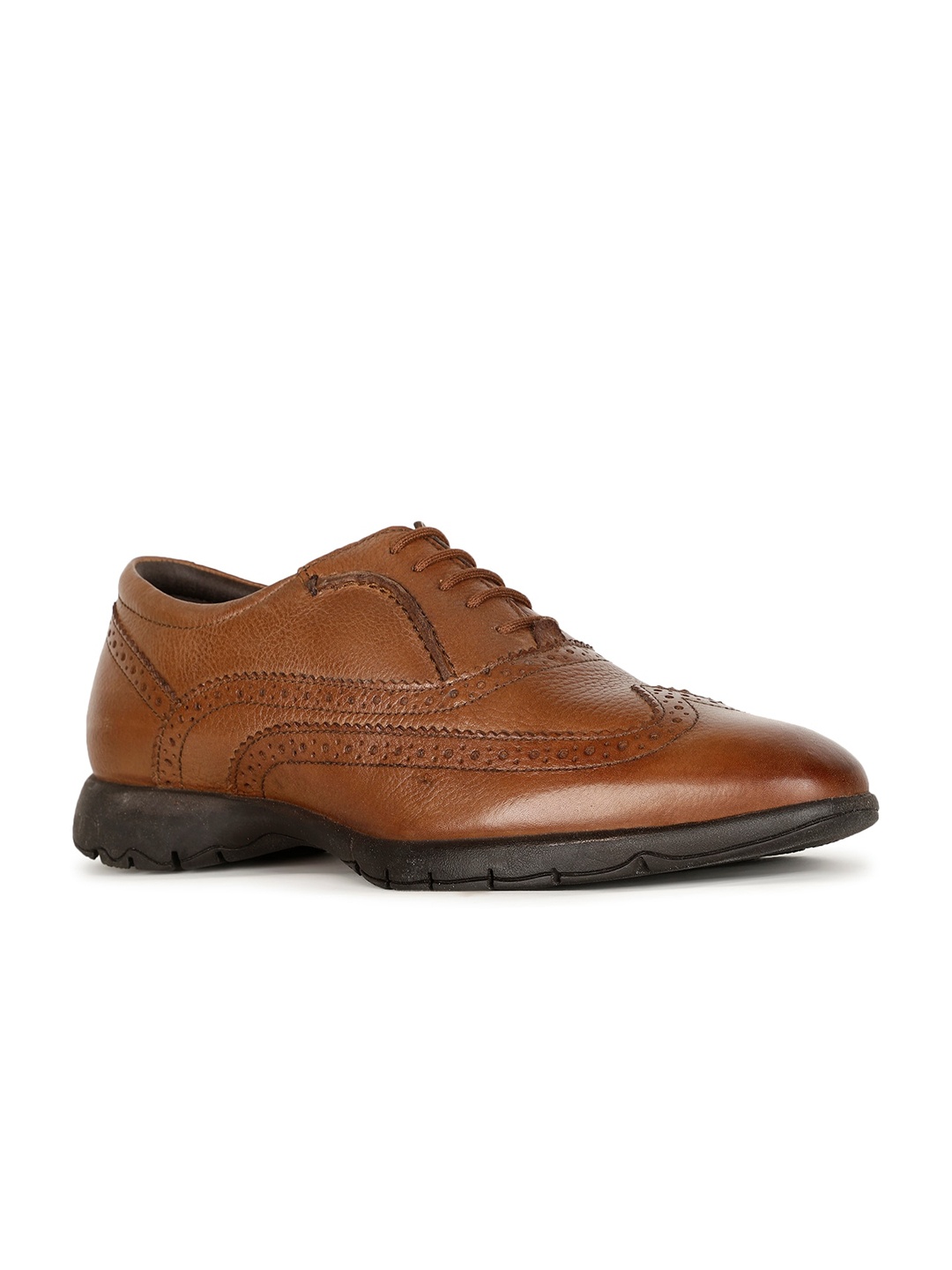 

Hush Puppies Men Tan Textured Leather Brogues Casual Shoes